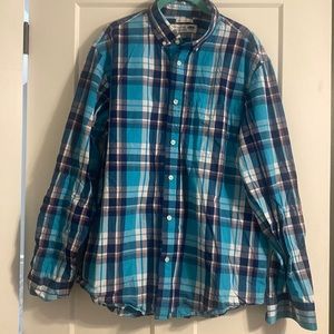 Gently used men’s blue plaid Old Navy button down size large